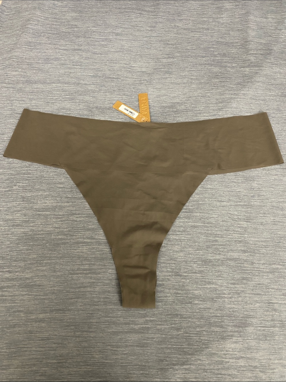 3/$30 SKIMS Olive Brown Seamless Thong Panty